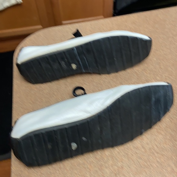 Stephanie Kelian Sneakers - Picture 7 of 10